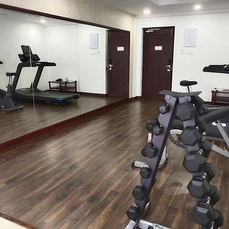 Issacs Residency 호텔 무나르 외부 사진